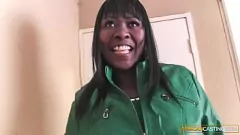 play Casting porno interracial intense d'une MILF noire